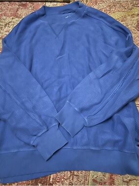 Aerie Blue Distressed Crewneck Ribbed Sweater - size large